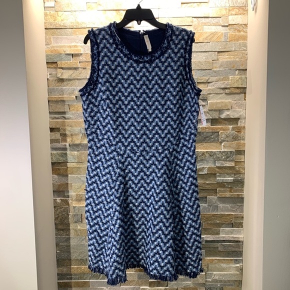Tory Burch Justine Tweed Dress - Picture 4 of 7